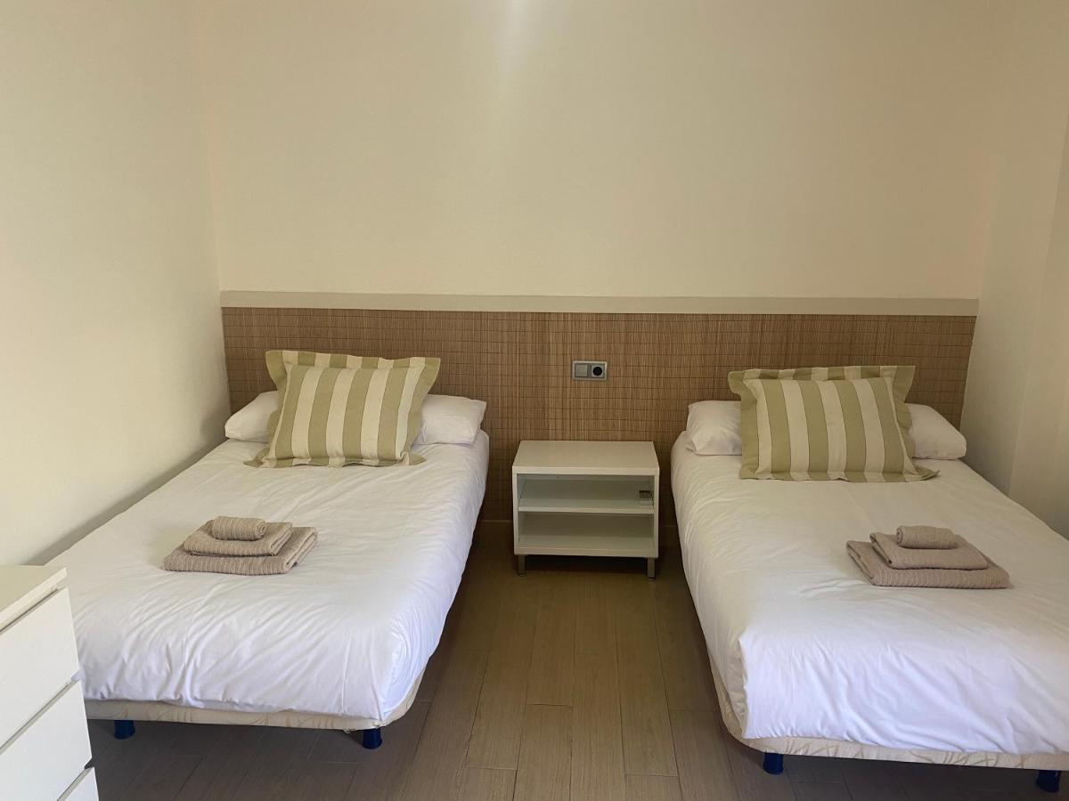 Albamar Frontline Beach Apartment 3 Bedrooms Fuengirola Zewnętrze zdjęcie